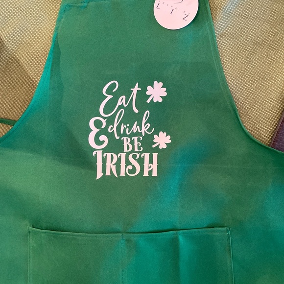 Hand made, hand heat press Aprons. Custom made. Brand new! - Picture 5 of 10